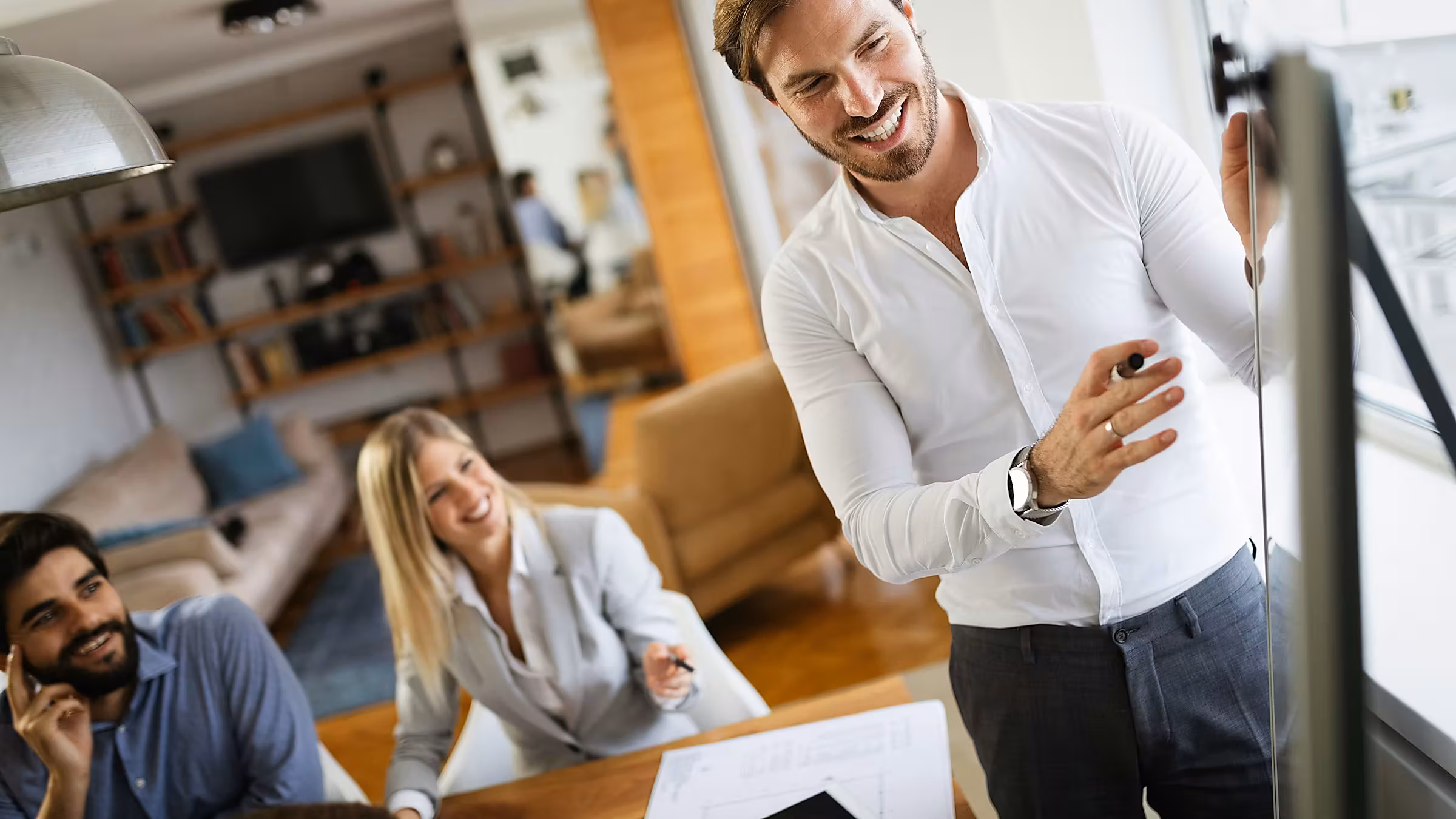 Blog-AIBES-Scrum Master: ¿líder servicial o jefe de proyecto?